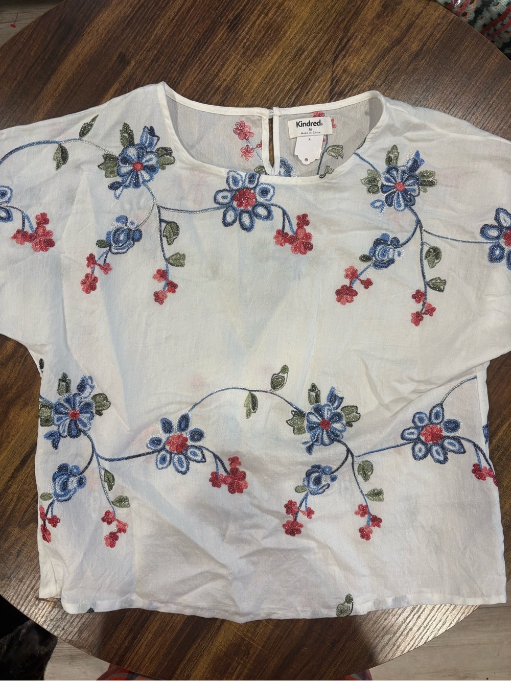 Kindred White Embroidered Floral Short-Sleeve Blouse